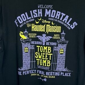 Haunted Mansion NWOT Disney Tee
